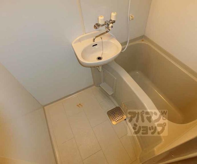 【ジュンナインビル】間取