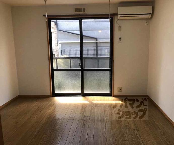 【リヨンドール桂】間取