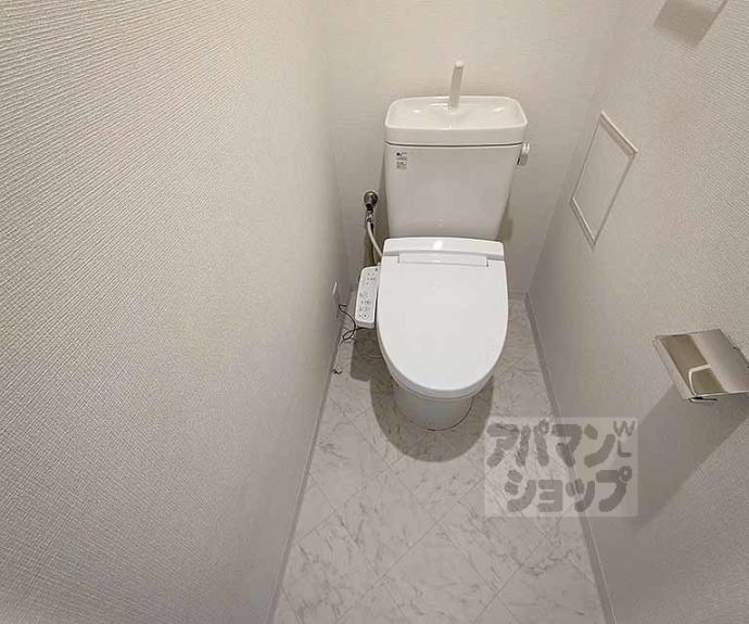 【パインフィールド洛西】間取