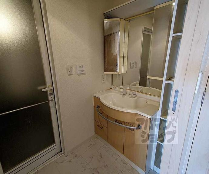 【パインフィールド洛西】間取