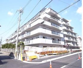 シャルマンコーポ円町：間取図