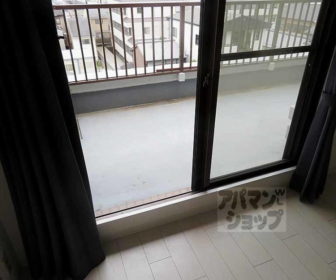 【シャルマンコーポ円町】間取