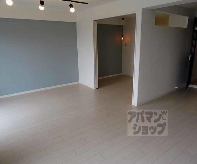【シャルマンコーポ円町】間取