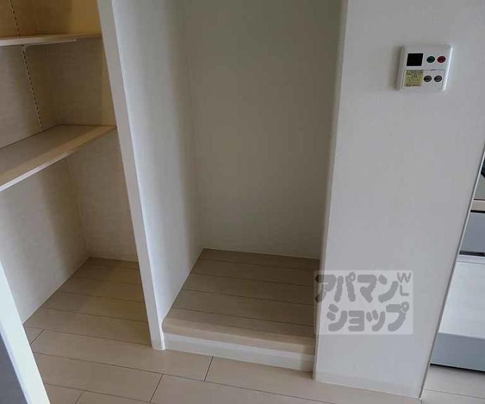 【シャルマンコーポ円町】間取