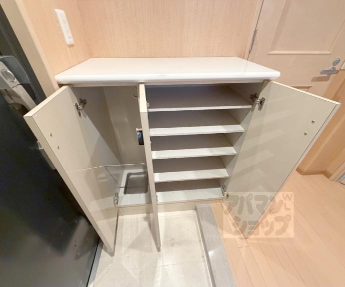 【パインフィールド西院】間取