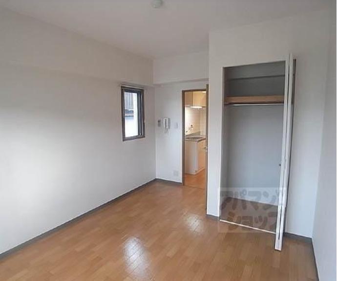 【ソレアードさがの】間取