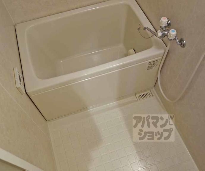 【ランブラス桂水築町】間取