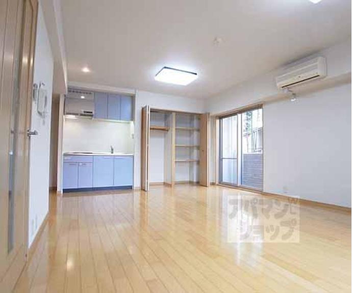 【ランブラス桂水築町】間取