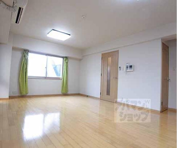 【ランブラス桂水築町】間取