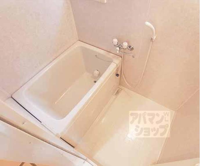 【ランブラス桂水築町】間取