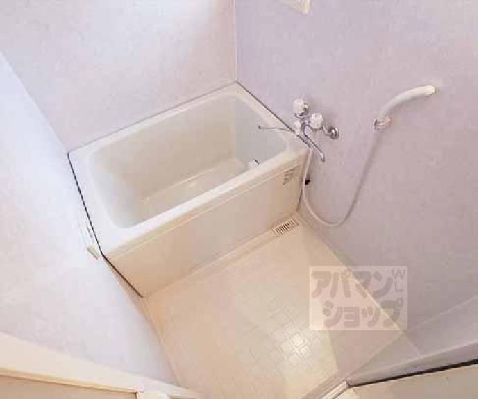 【ランブラス桂水築町】間取