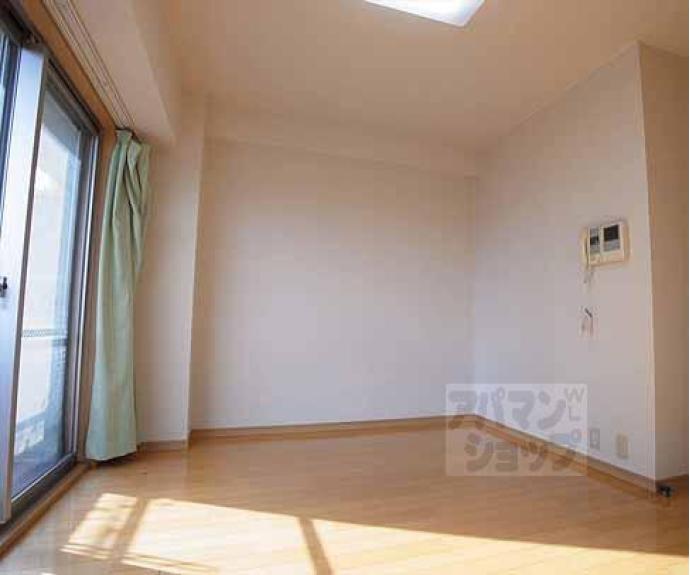 【ランブラス桂水築町】間取
