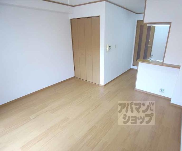 【モンアルク西院】間取