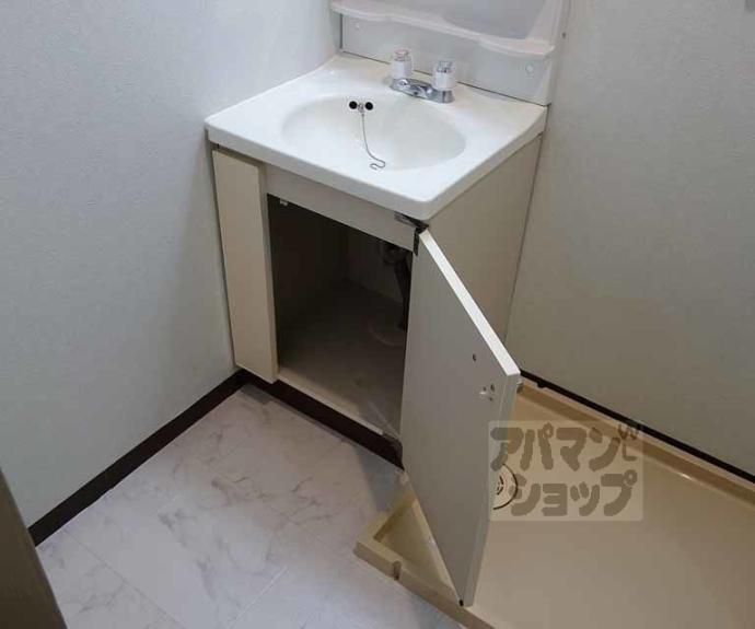 【ＦＯＲＵＭ東向日】間取