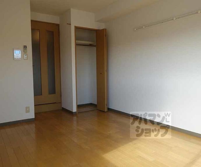 【エレガント西院】間取