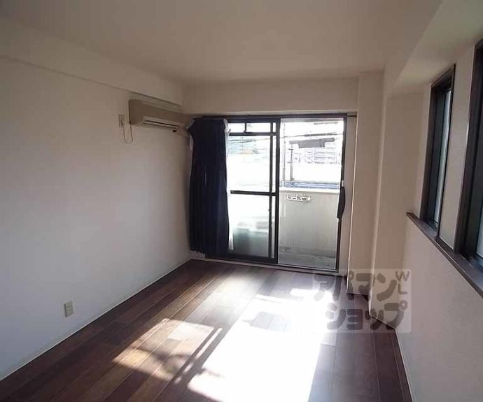 【プランニングバンクビル西院】間取