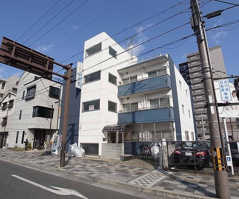 ウエストロードハイツ坂本