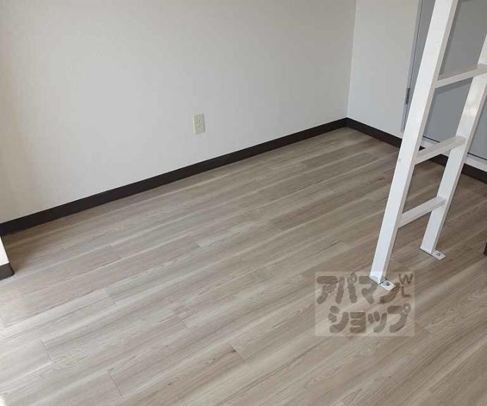 【エグゼコート長岡京】間取