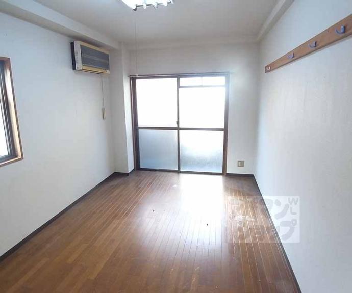 【シャルム太秦】間取