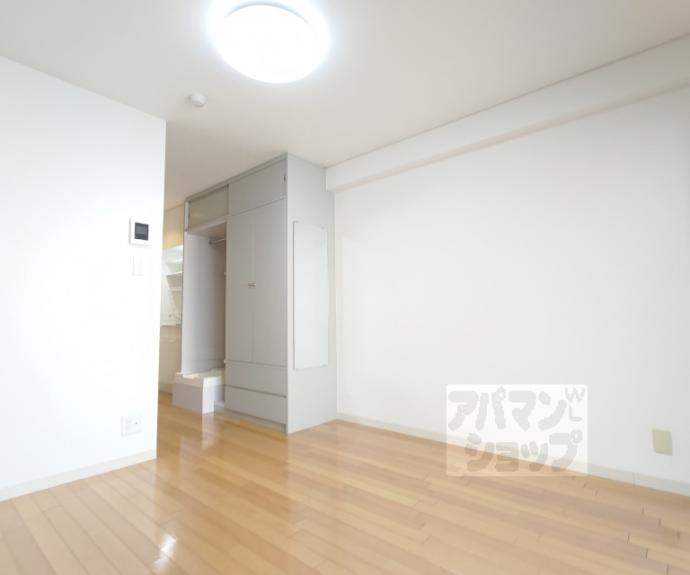 【メゾン・ド・六角】間取