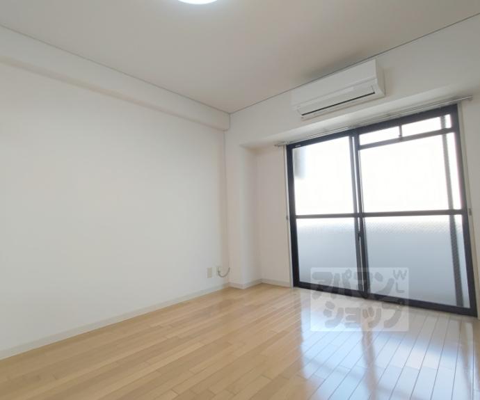 【メゾン・ド・六角】間取