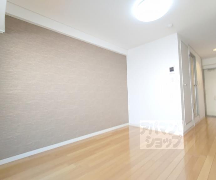 【メゾン・ド・六角】間取