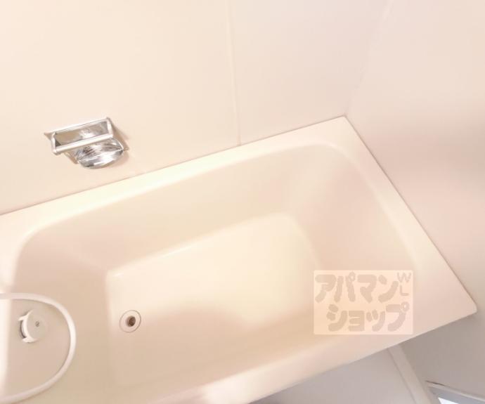 【メゾン・ド・六角】間取