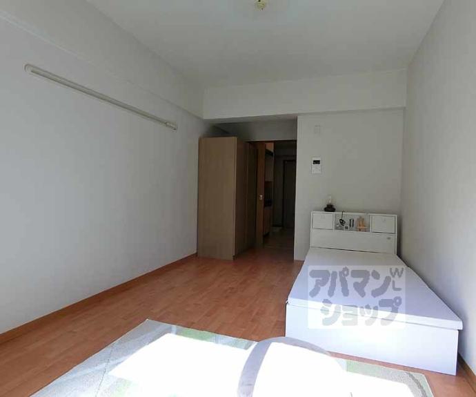 【アンシャーレ西ノ京】間取