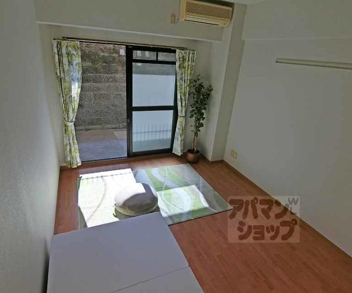 【アンシャーレ西ノ京】間取