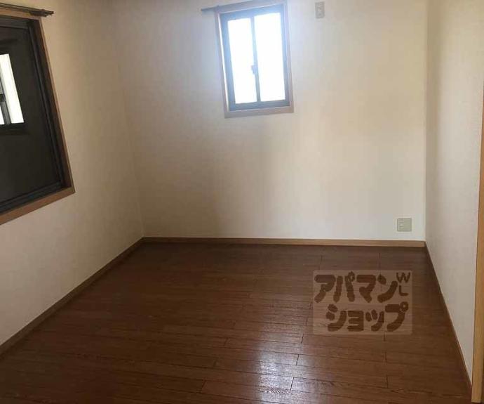 【イーズコート桂Ⅱ】間取