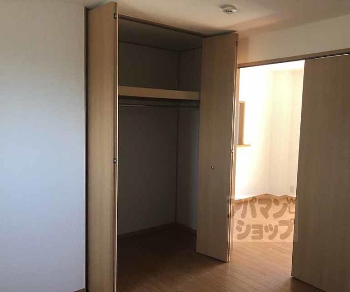 【イーズコート桂Ⅱ】間取