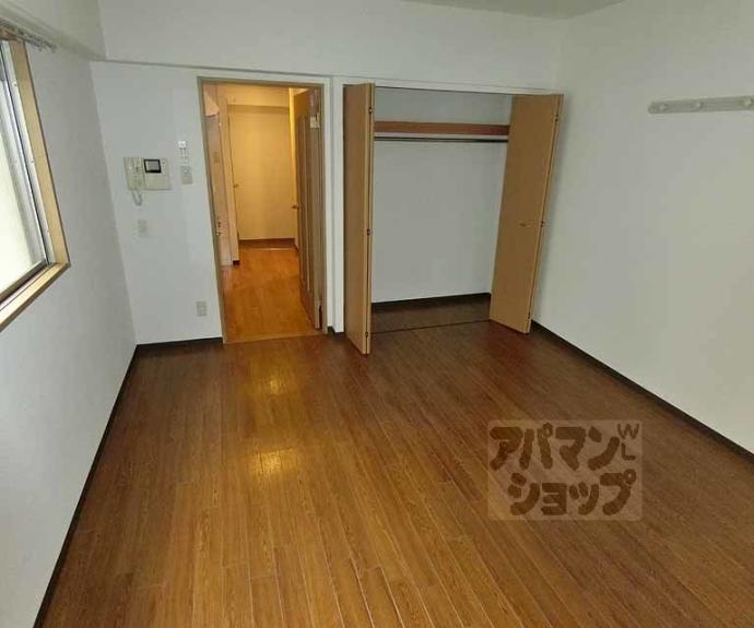 【グリーンコート】間取