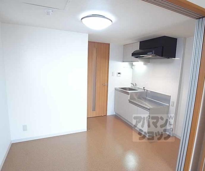 【セラヴィ新丸太町】間取