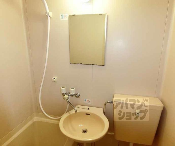 【ＣＯＳＭＯ　ＰＡＬＡＣＥ】間取