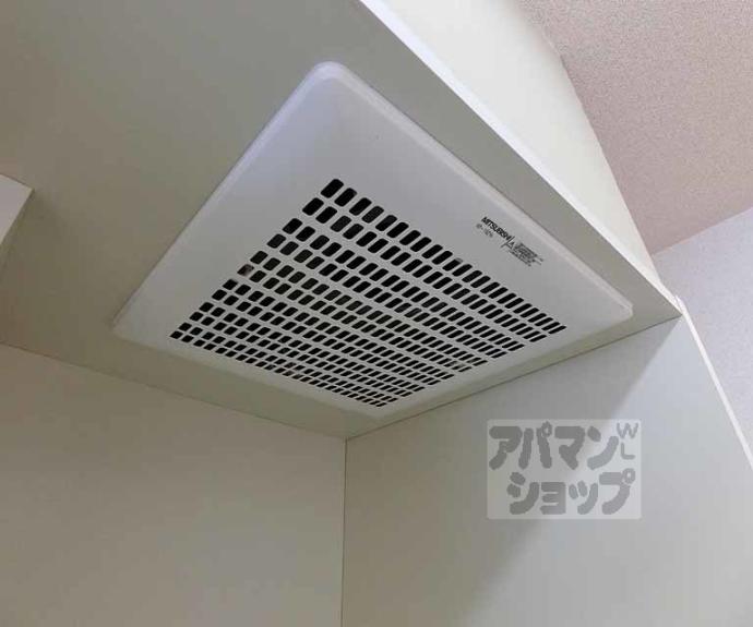 【ＣＯＳＭＯ　ＰＡＬＡＣＥ】間取