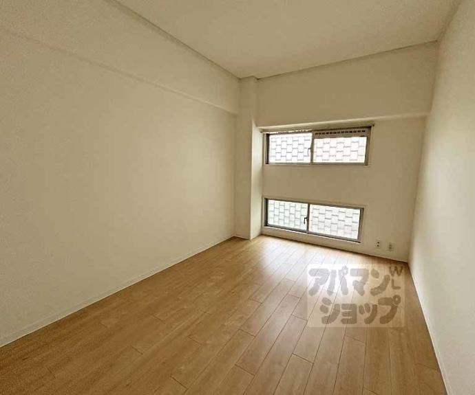 【向島ニュータウン　２街区　Ｂ棟】間取