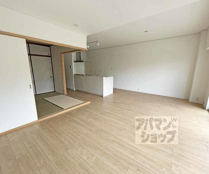 【向島ニュータウン　２街区　Ｂ棟】間取