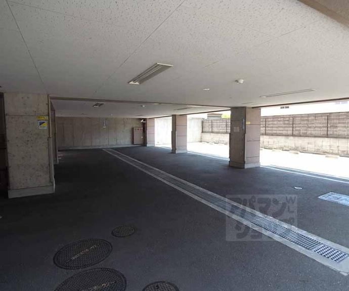 【セントフローレンスパレス西京極】間取