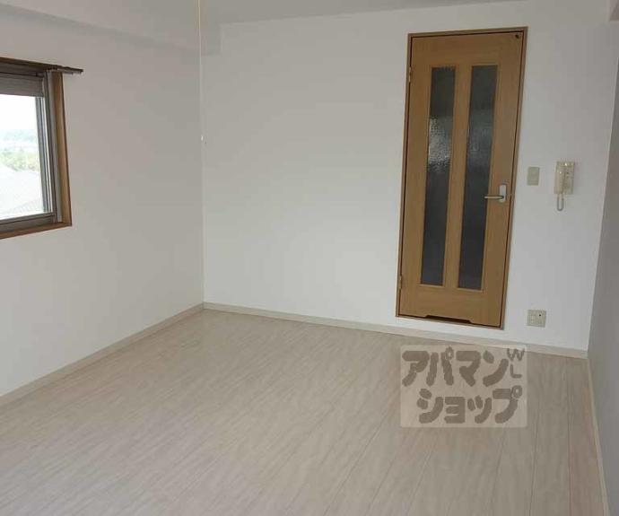 【シャルレ桂坂】間取