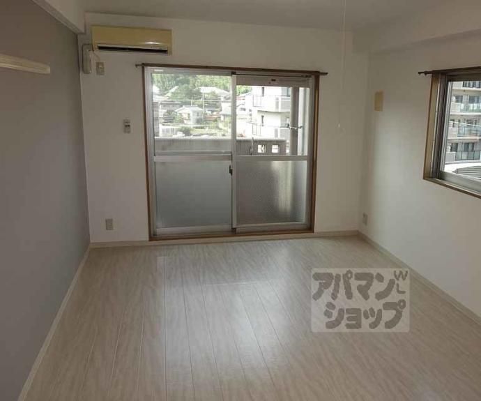 【シャルレ桂坂】間取