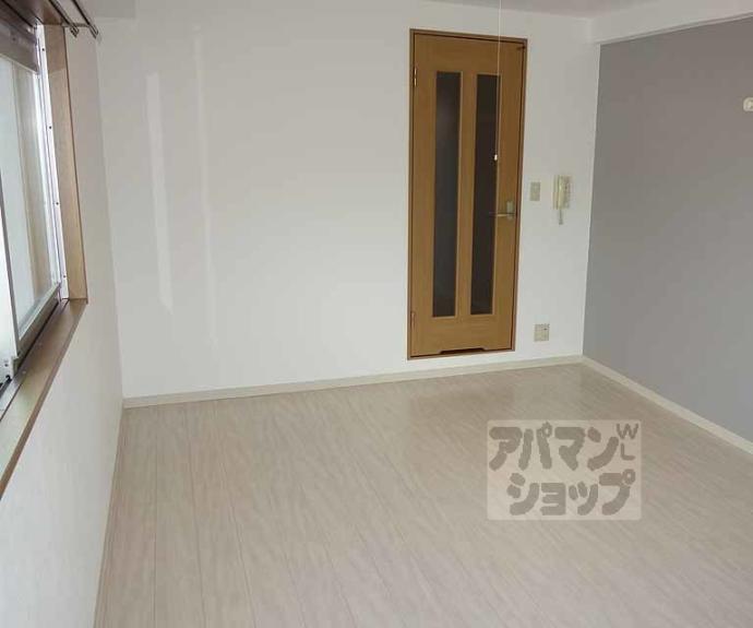 【シャルレ桂坂】間取