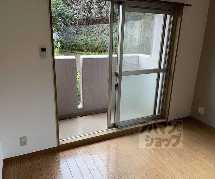 【シャルレ桂坂】間取