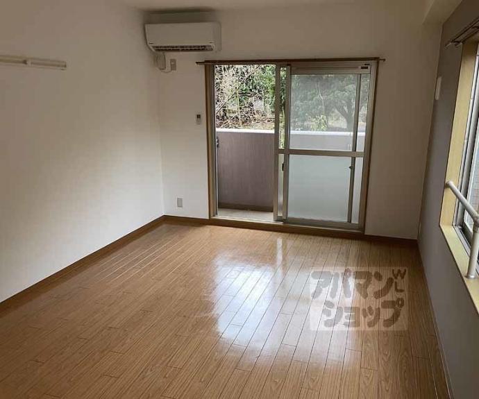 【シャルレ桂坂】間取