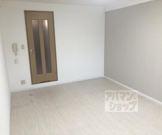 【シャルレ桂坂】間取