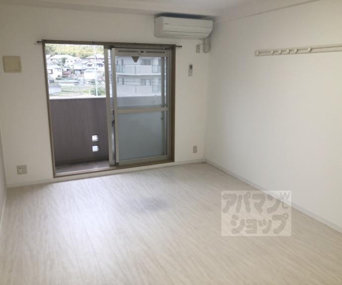 【シャルレ桂坂】間取