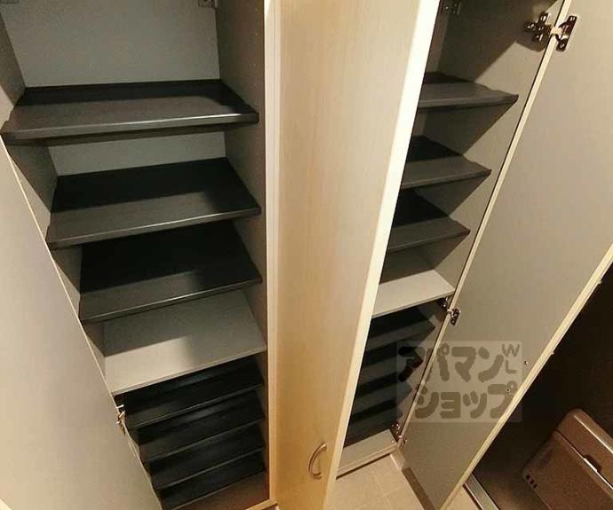 【京都四条グランドハイツ】間取