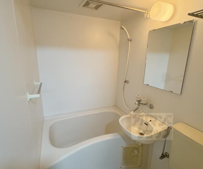 【シルクハウス２】間取