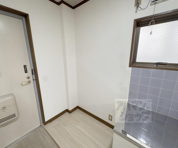 【シルクハウス２】間取