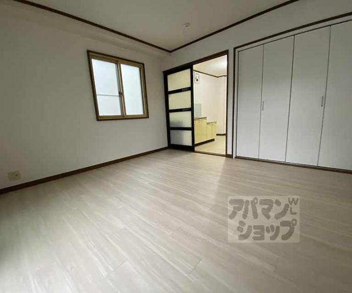 【シルクハウス2】間取