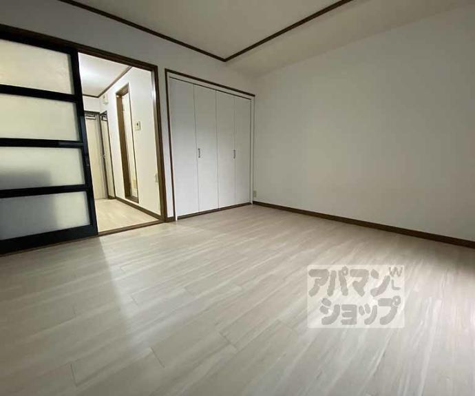 【シルクハウス2】間取